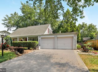 4408 Majestic Ln, Fairfax, VA 22033