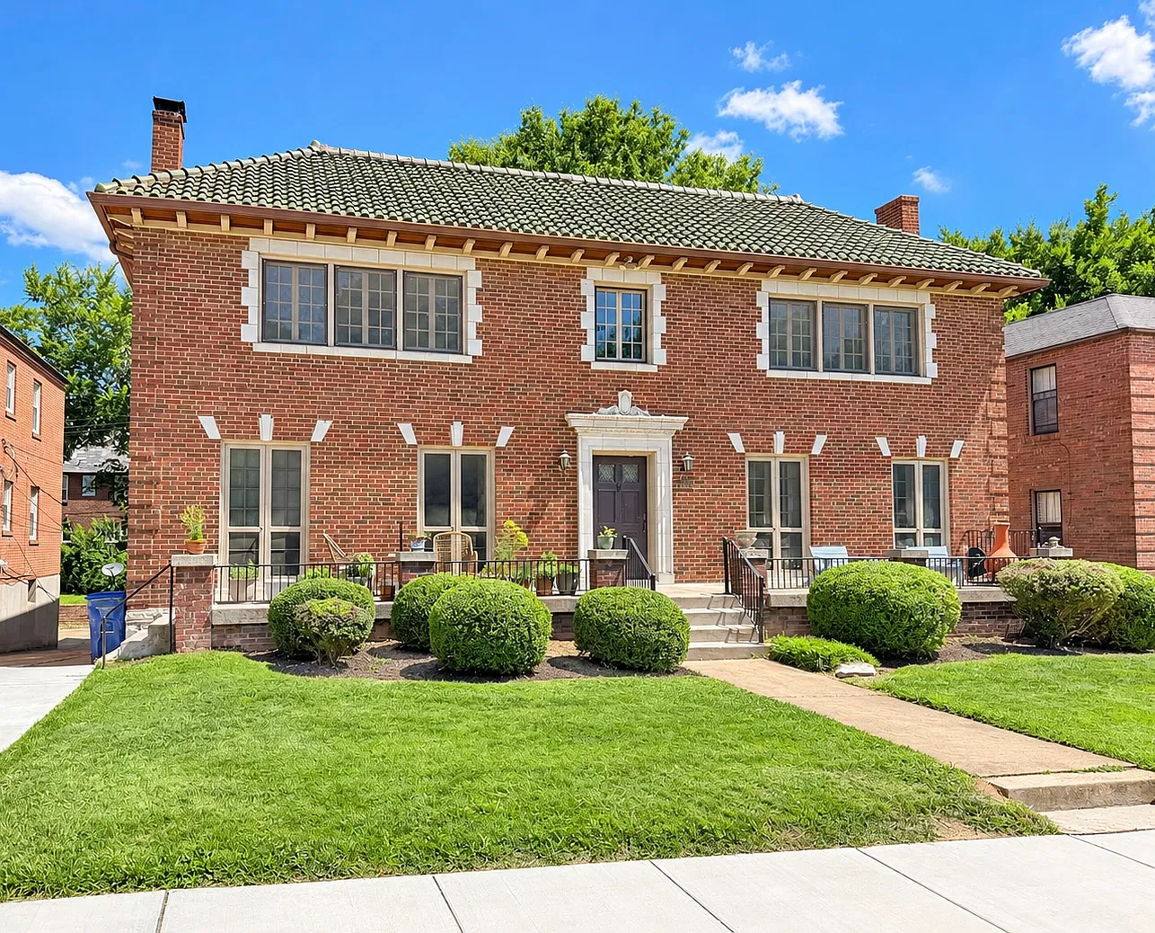 2 bed, $1,595 — Photo 1