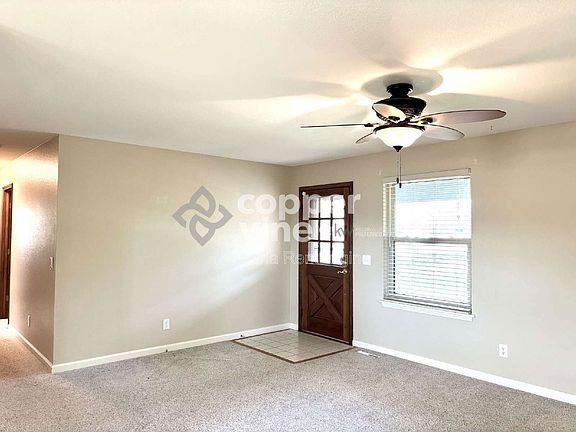 4th image of 495 Ash St