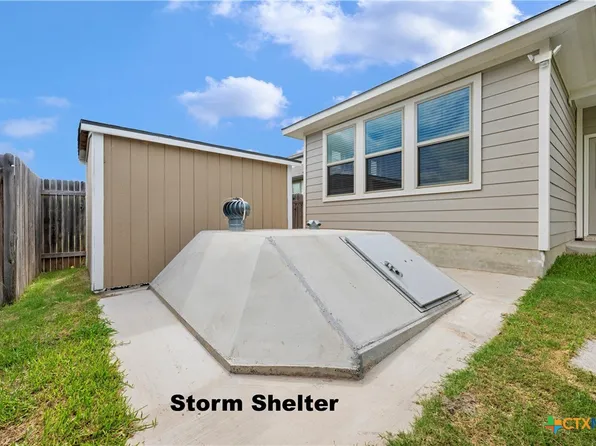 101 S Quiet Man Dr, Jarrell, TX 76537