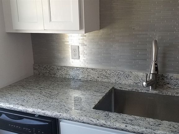 kitchen counter Granite