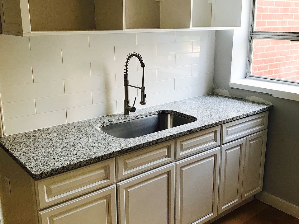 1st image of 22 Buttles Ave APT 102