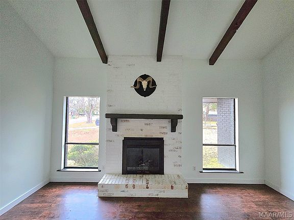 4th image of 4012 Monterey Ct