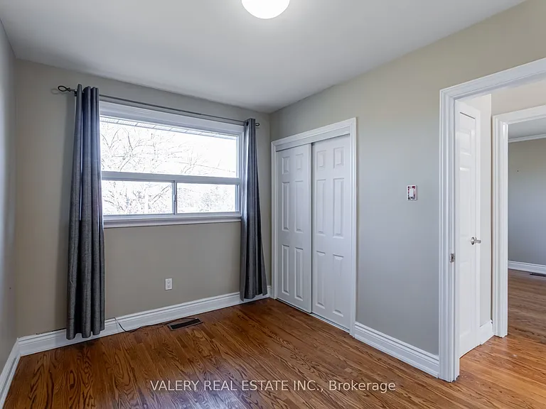 118 Dorcot Ave #MAIN — Photo 12