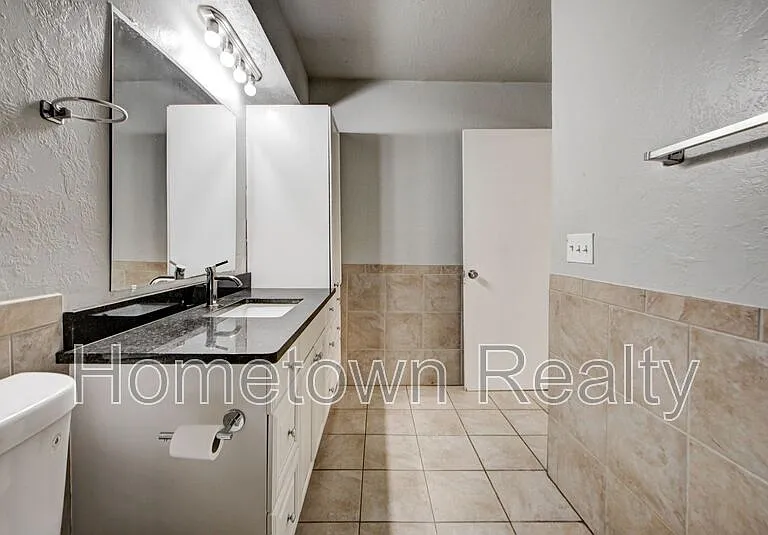 605 W Clarke St — Photo 31