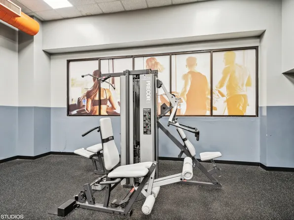 Delmar Loop Apartments