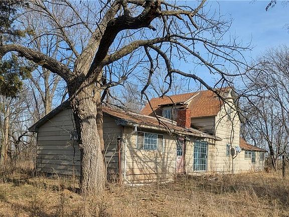 2nd image of 12326 SW Delaware Rd