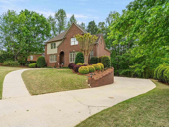 4th image of 1033 Hastings Cir