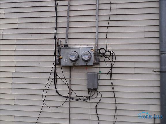 3rd image of 540 Eastern Ave
