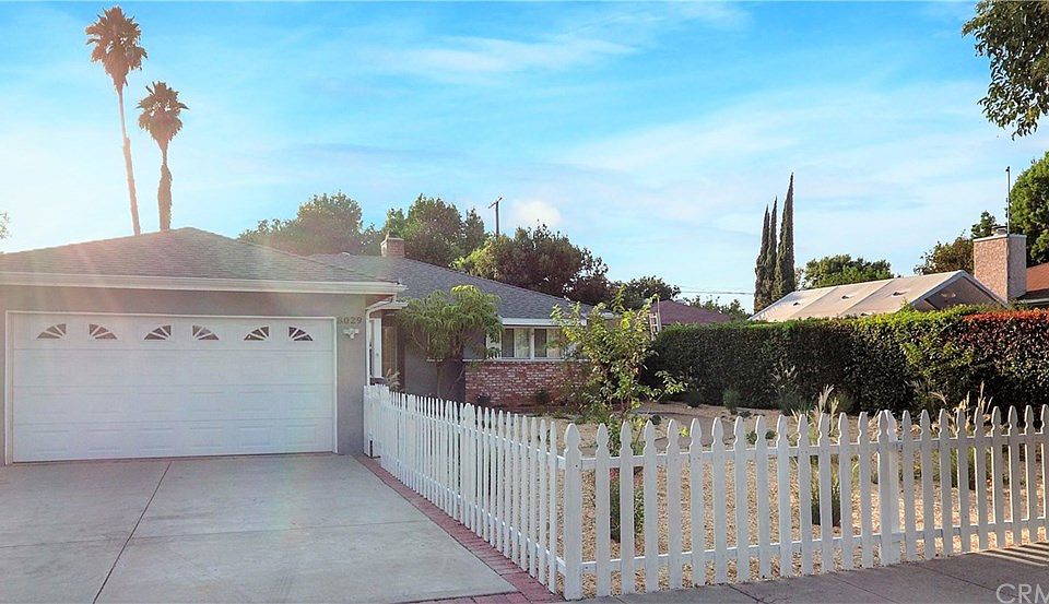 2nd image of 8029 Limerick Ave