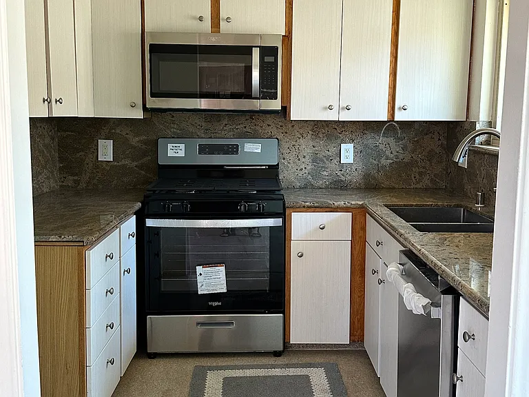 270 N Michigan Ave — Photo 10