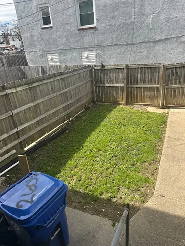 2604 Violet Ave Photo 1