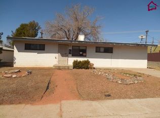 1820 Baldwin Dr, Las Cruces, NM 88001