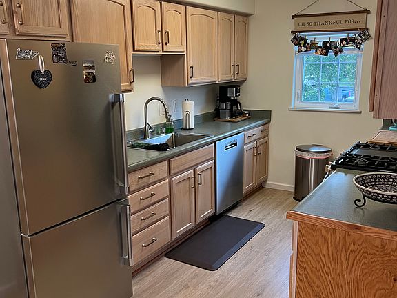 5th image of 11301 Wood River Way