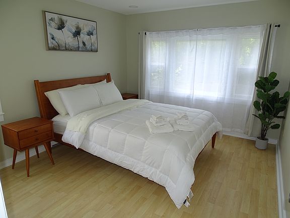 5th image of 303 Bishop St #1