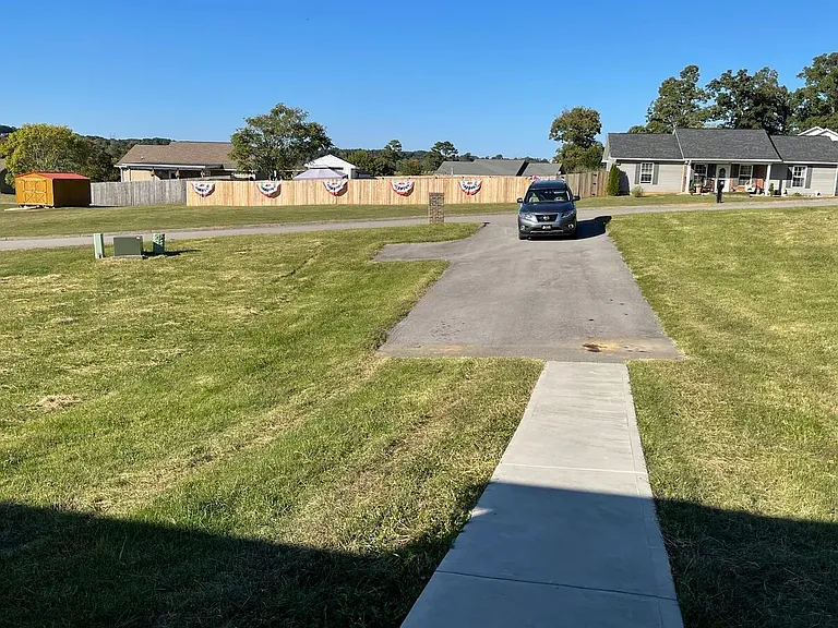 803 Quiet Oaks Way — Photo 16