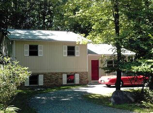 146 Buck Ridge Ln, Drums, PA 18222