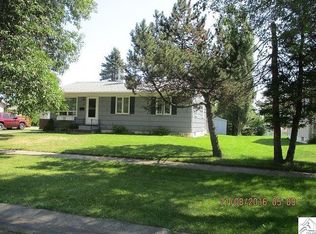 43 Hays Cir, Silver Bay, MN 55614