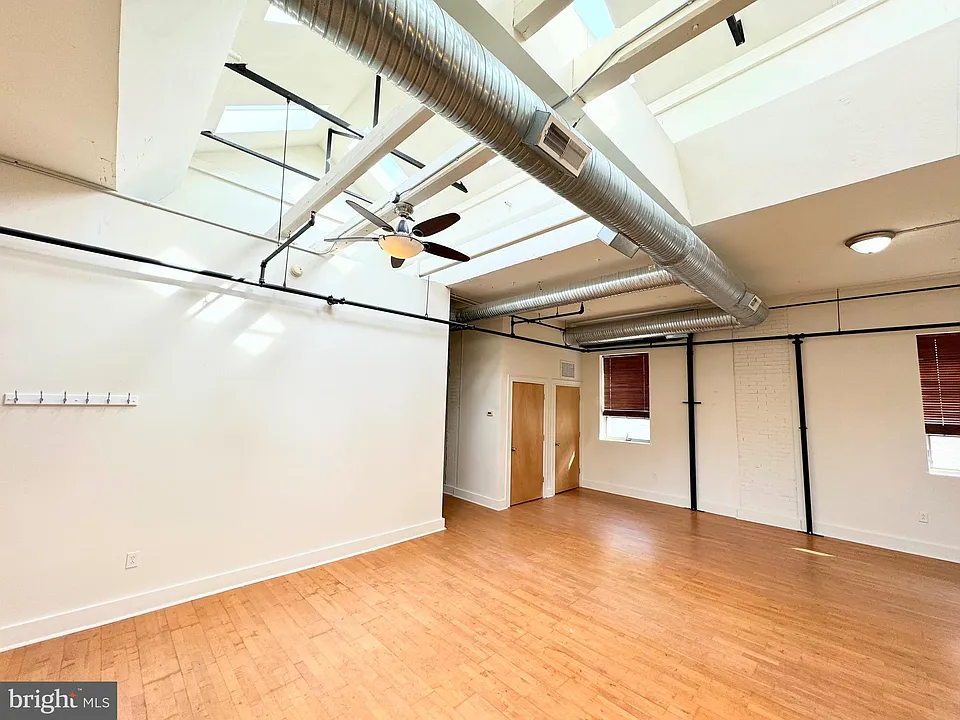 431 Fairmount Ave #2C