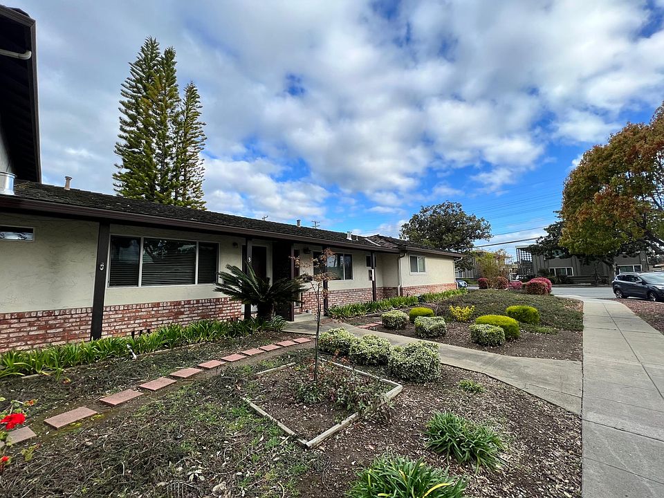 1st image of 678 Iris Ave
