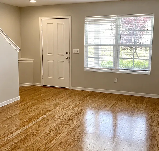 2946 Treloar Way — Photo 5
