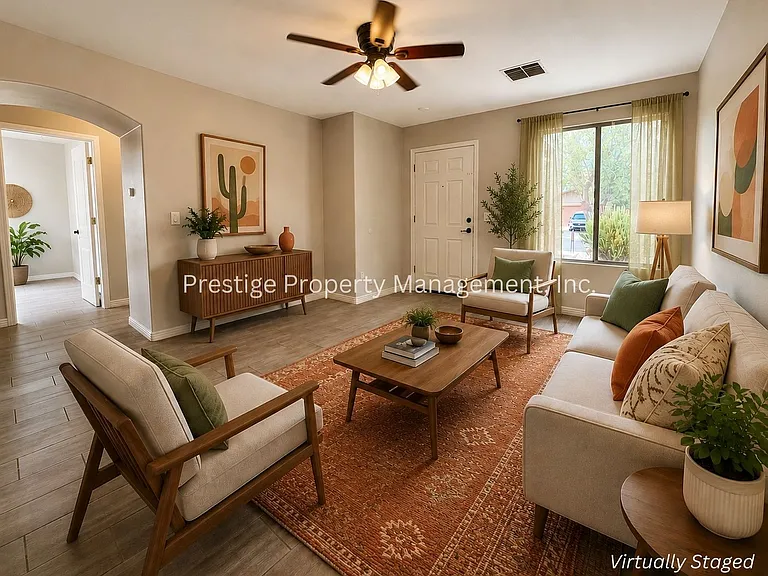 703 W Cholla Crest Dr — Photo 2