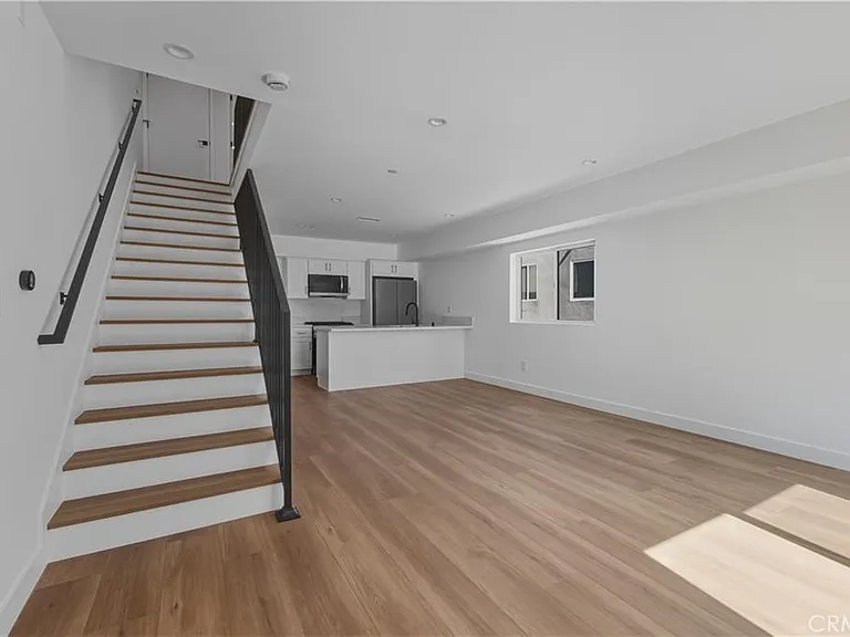 14165 Erwin St — Photo 12