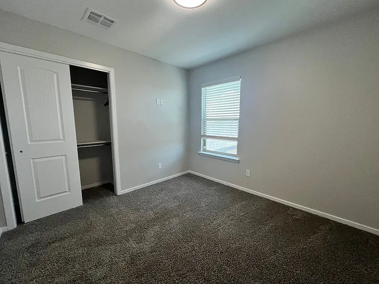 14836 Mike A Mendoza Ave — Photo 14