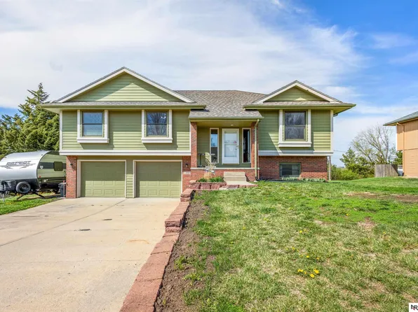 1500 Beaver Lake Blvd, Plattsmouth, NE 68048