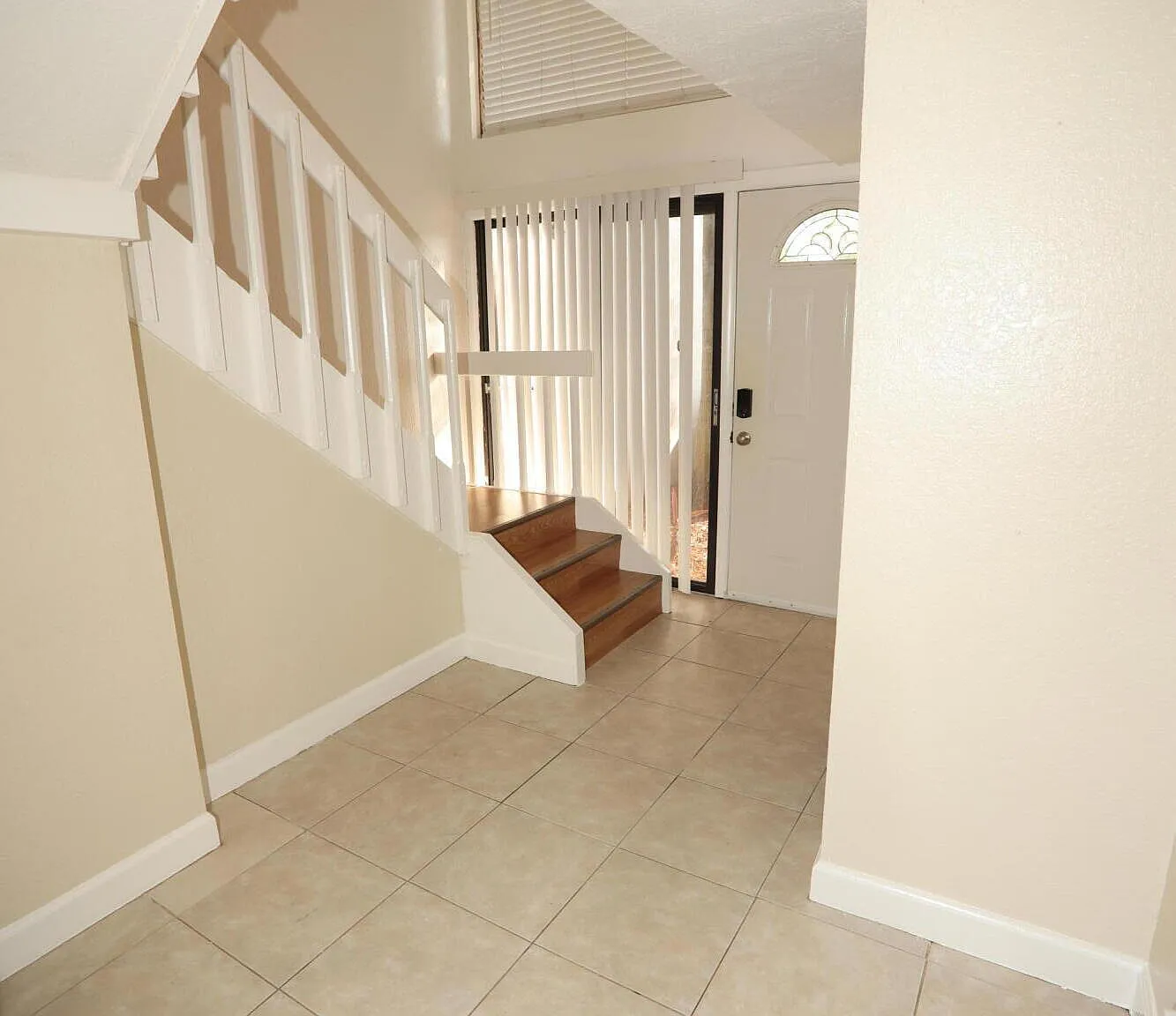 3 bed, 2.5 bath, 1640 sqft, $2,800 — Photo 4