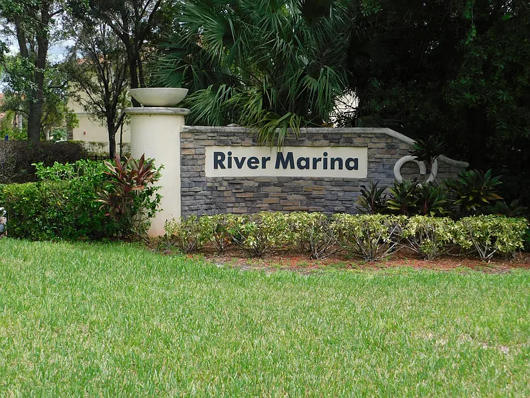 3091 SW Otter Ln — Photo 24