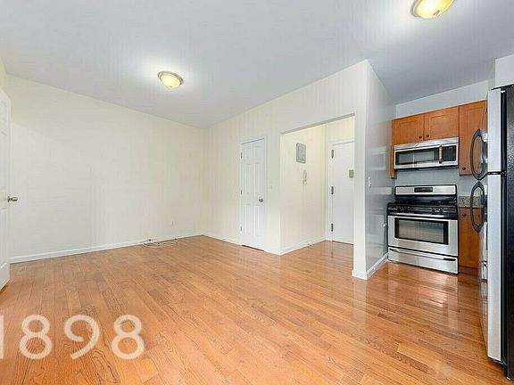 3rd image of 41-41 44th St #4G