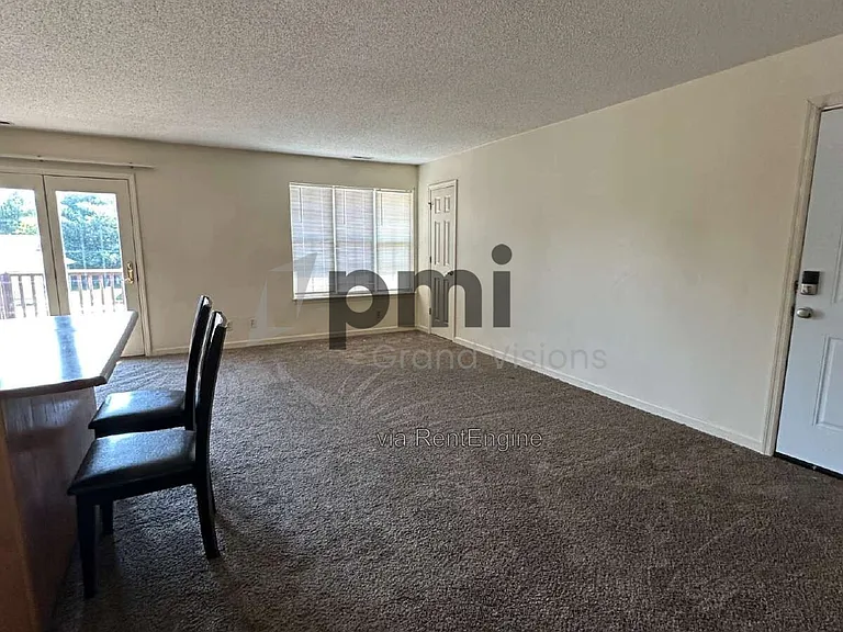 1306 Arthur Ave #12 — Photo 13