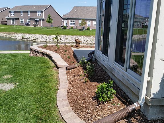 Sun room and back patio area