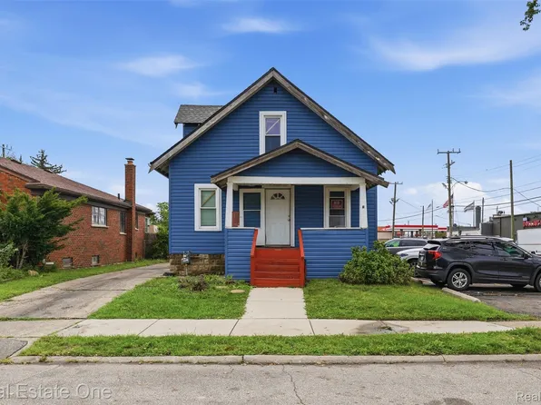 7236 Winthrop St, Detroit, MI 48228