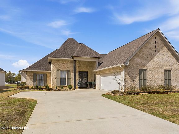 2nd image of 109 Bridge Water Loop