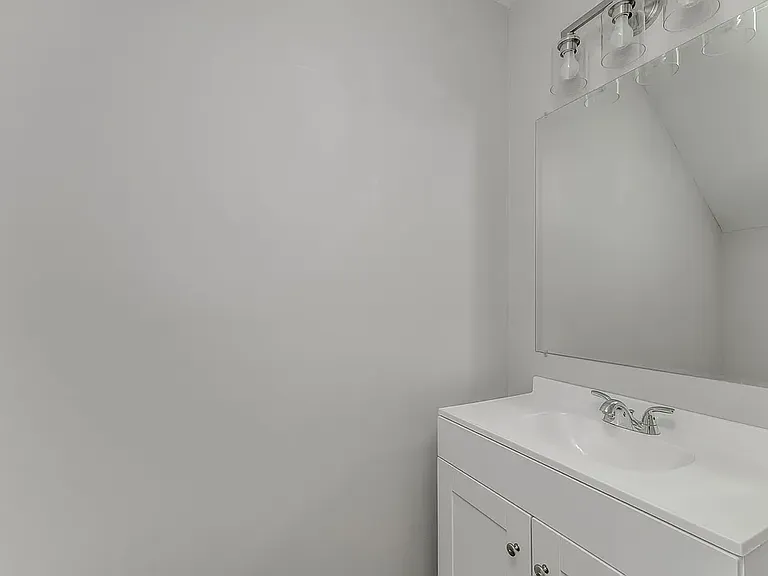 124 Callahan Cavender Rd SE #B — Photo 11