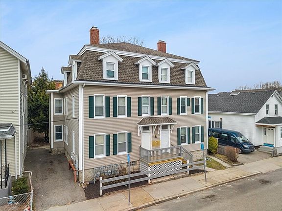 3rd image of 201-203 4th St
