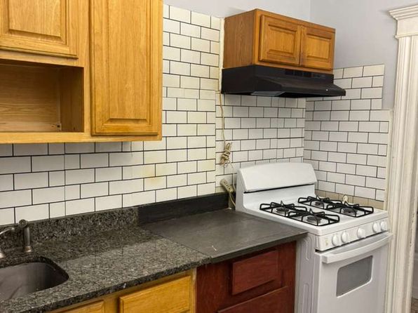 368 N 11th St FLOOR 1