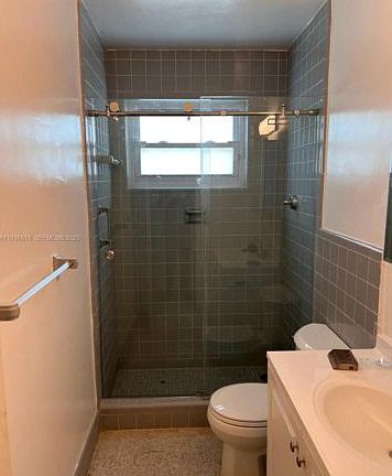 5th image of 8245 SW 100th St