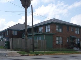 2101 Bernardo De Galvez Ave, Galveston, TX 77550