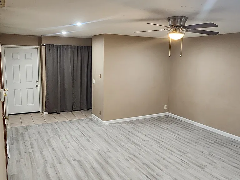 2324 Heatherfield Ln — Photo 21