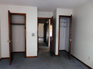 1015 T J Ln, Summerville, SC 29486