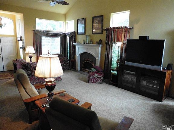 4th image of 2252 San Miguel Avenue