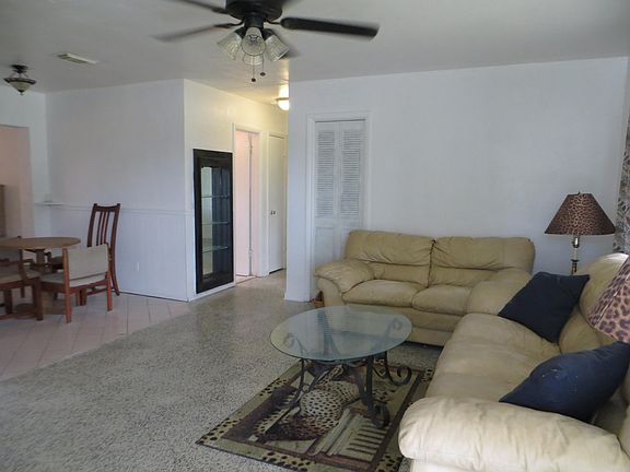 4th image of 143 SE Lucero Dr
