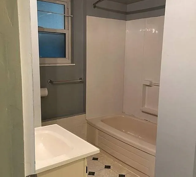 779 Shaw Ave — Photo 14
