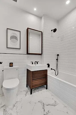 Sold by Modern Spaces | media 5