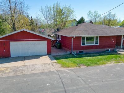 402 E 44th St, Hibbing, MN, 55746