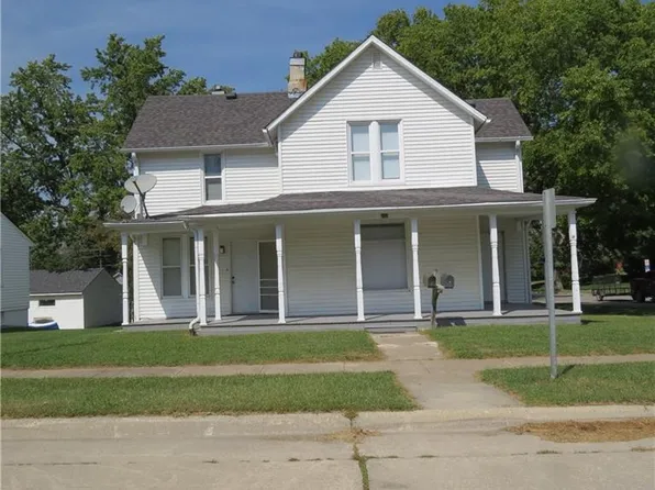 203 W Cooper St, Maryville, MO 64468
