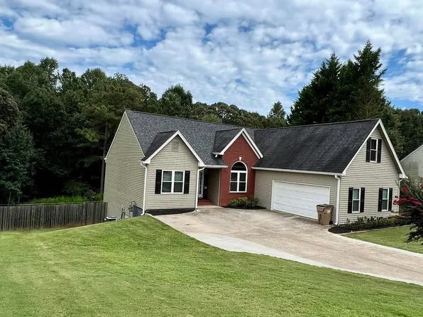 5455 Amber Cove Way, Flowery Branch, GA 30542